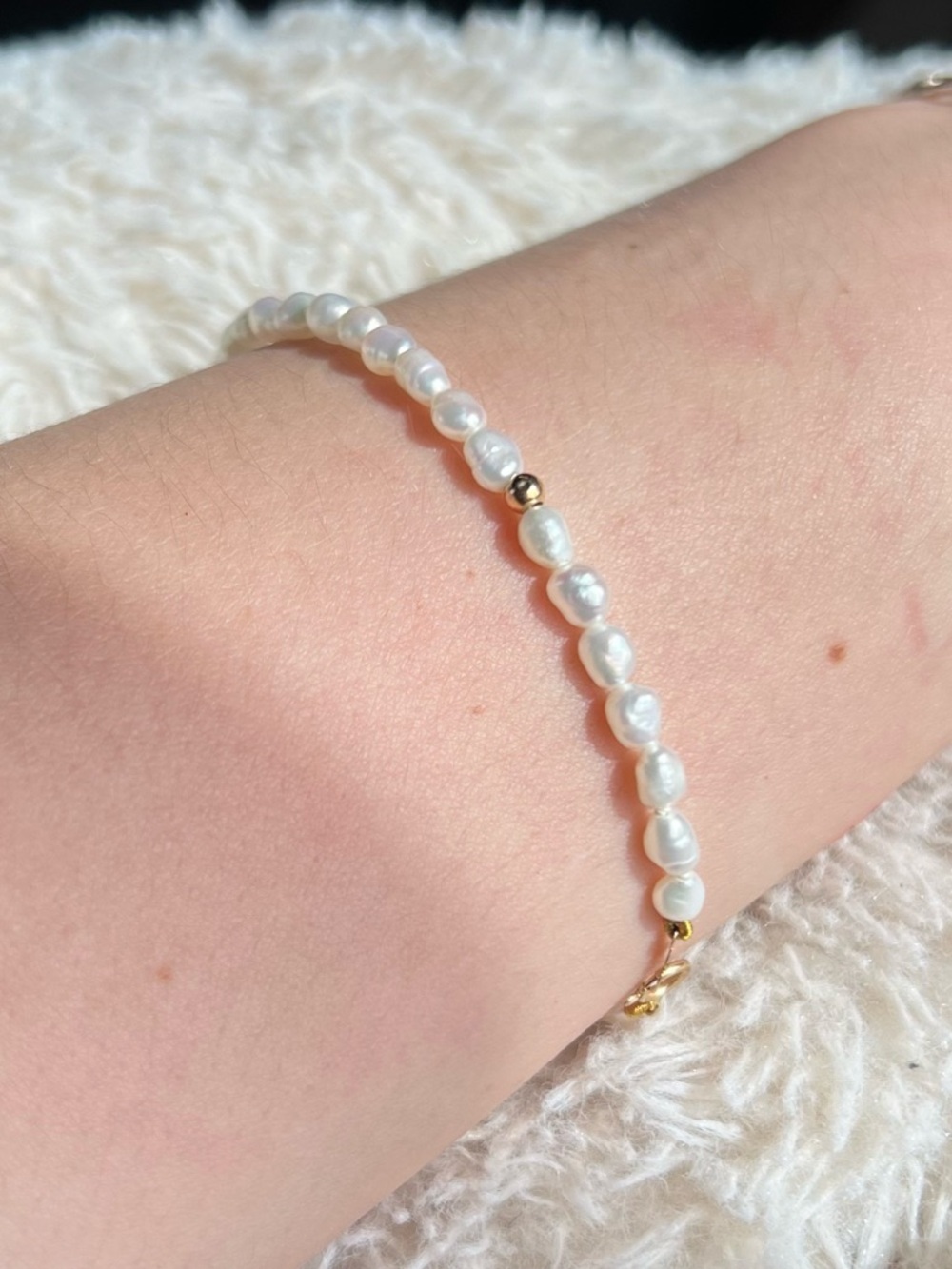 Freshwater Pearl & 14K Gold Bracelet - Picture 3 of 9